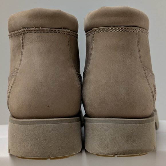 Timberland Lyonsdale Chunky-Sole Leather Boots in Light Beige & Grey - Picture 13 of 16